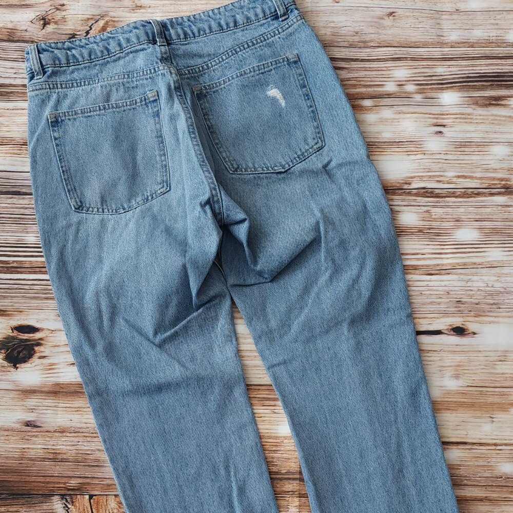 Jeans - Picture 3 of 4